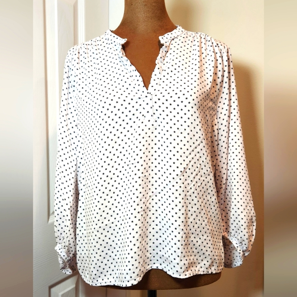 GAP White and Black Starry Women's Top